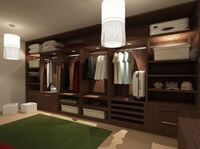 Классическая гардеробная комната из массива с подсветкой Рязань